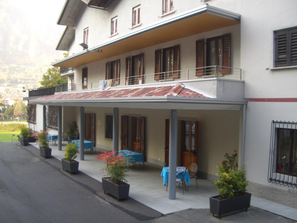 Albergo Il Castellino Boario Terme Екстериор снимка